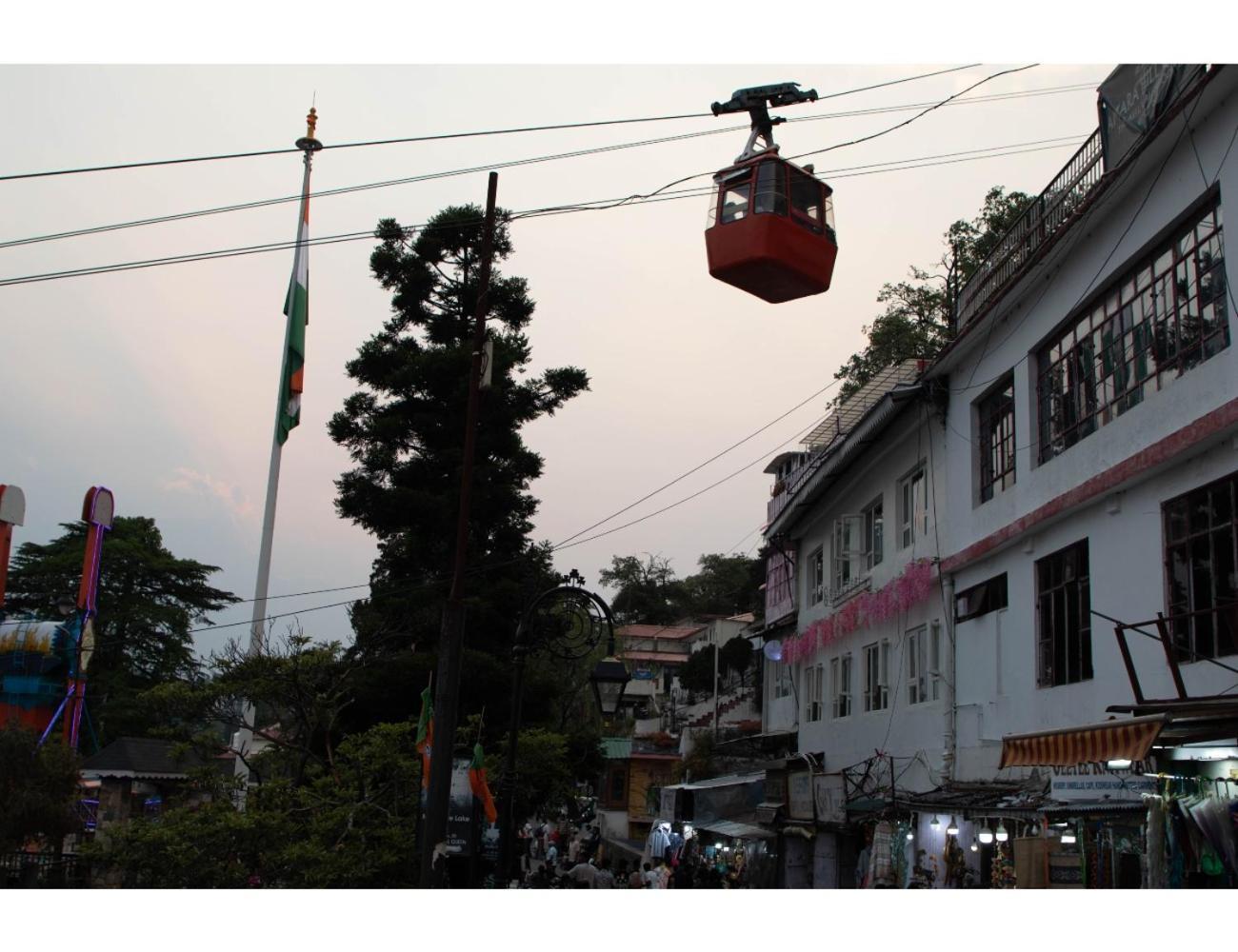 Dom'S At Mall Road, Mussoorie Hotell Eksteriør bilde